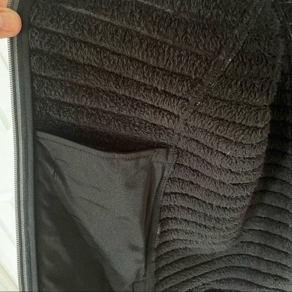 STORMTECH Women's Tantalus TSJ - 1W Black Large Jacket - Picture 9 of 13